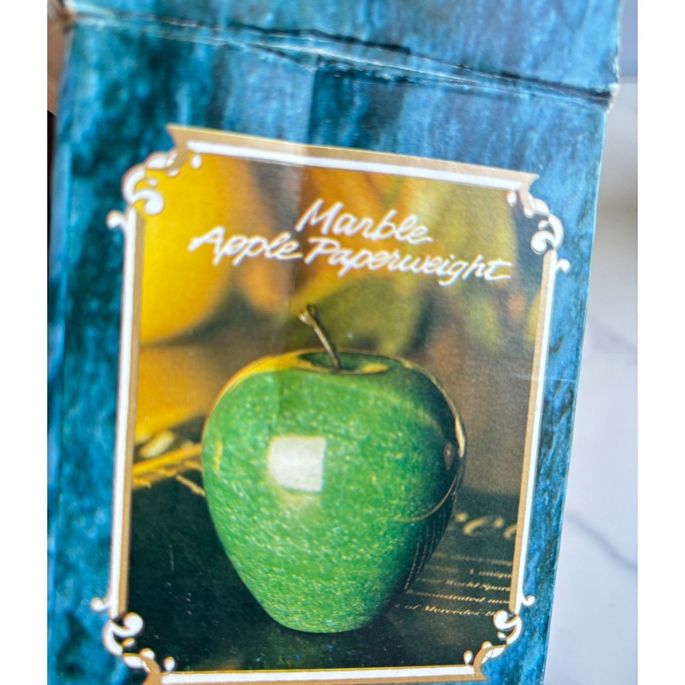 Vintage Green Marble Apple Paperweight Solid Stone Desk Decor with Stem Boxed - Picture 6 of 7